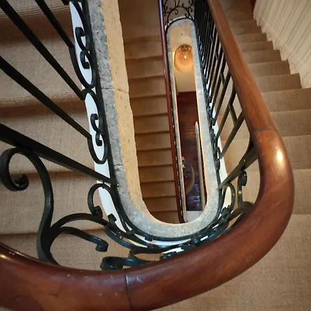 La Maison Du Lierre Centre Hotel 3*