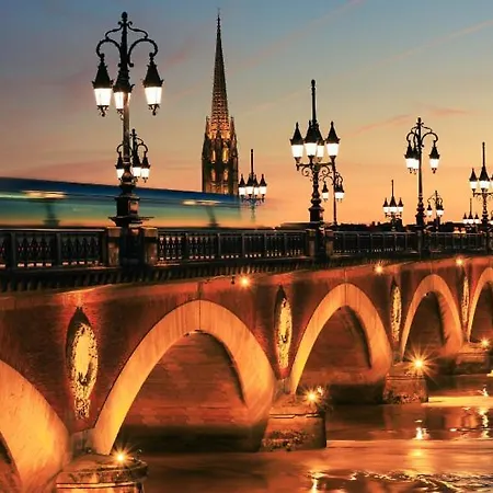 Hotel Le Clos Huguerie Centre - Ex Maison Du Lierre