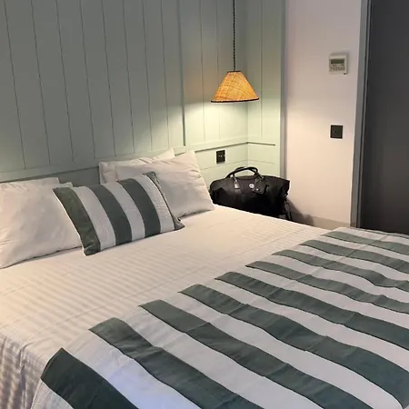 Boutique Le Clos Huguerie - Centre Hotel 3*