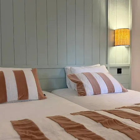 Le Clos Huguerie - Boutique - Centre Hotel 3*