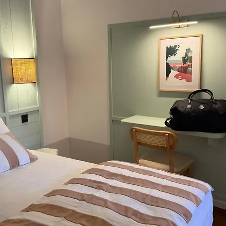 Boutique Le Clos Huguerie - Centre 3* Bordeaux