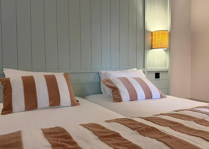 Le Clos Huguerie - Boutique - Centre Hotel 3*