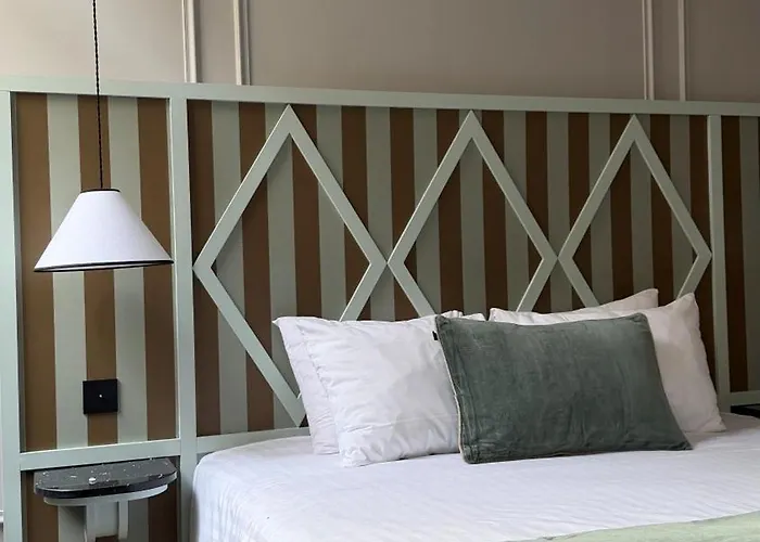 호텔 Le Clos Huguerie - Boutique - Centre 3*