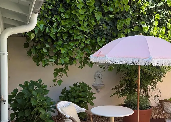 Le Clos Huguerie - Boutique - Centre 3*